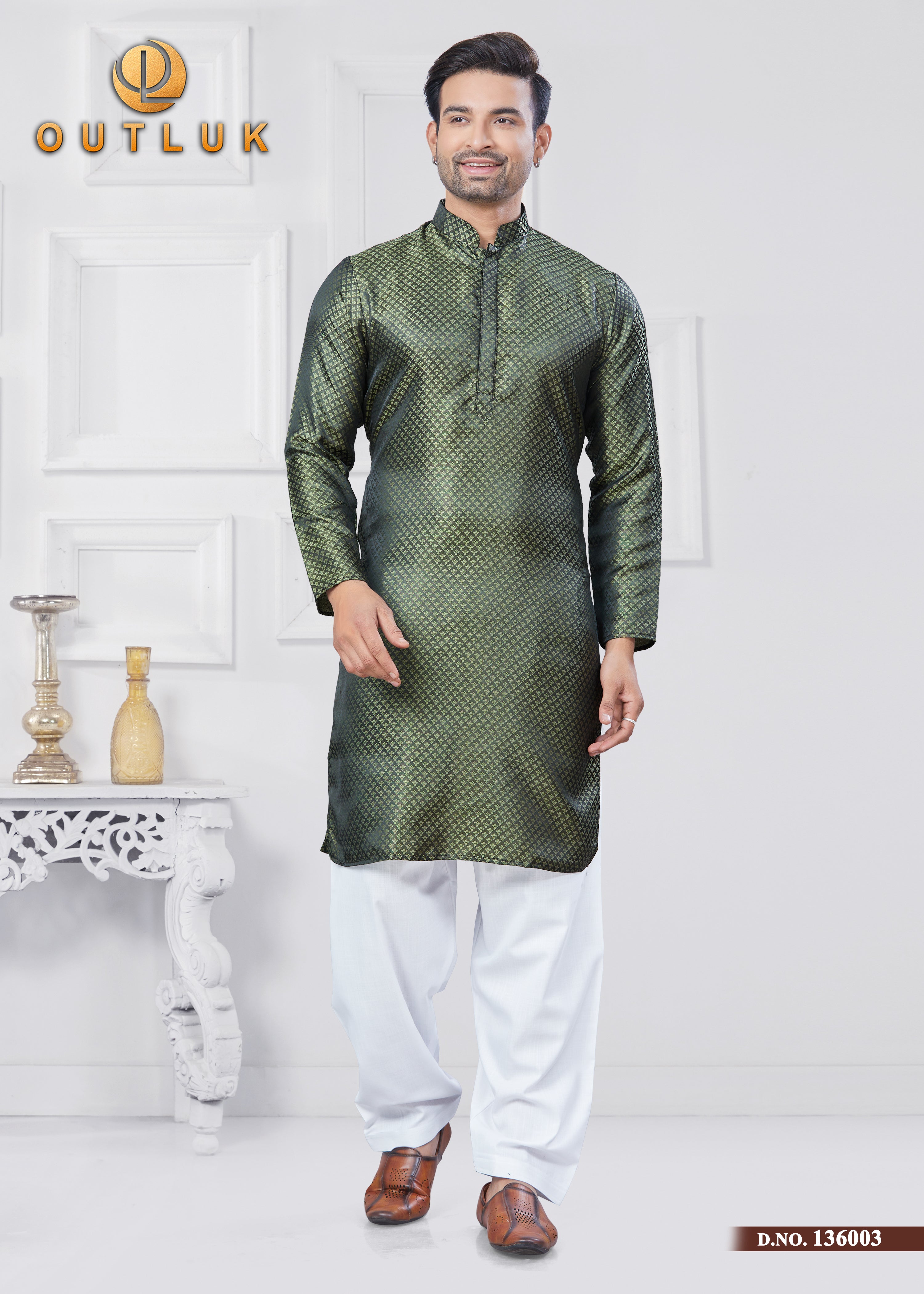 Green Jecquard Silk Mens Kurta Pajama 136003