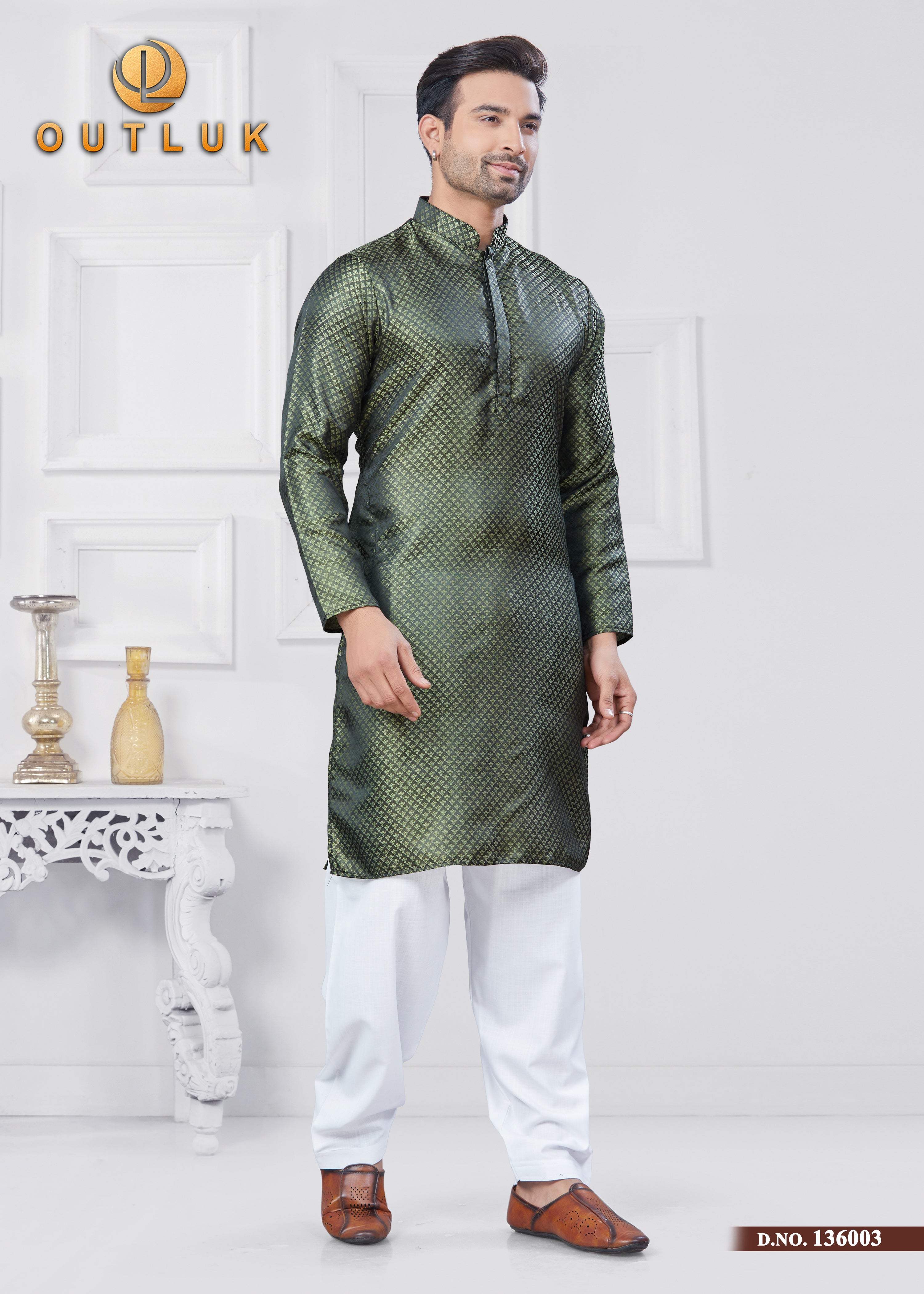 Green Jecquard Silk Mens Kurta Pajama 136003