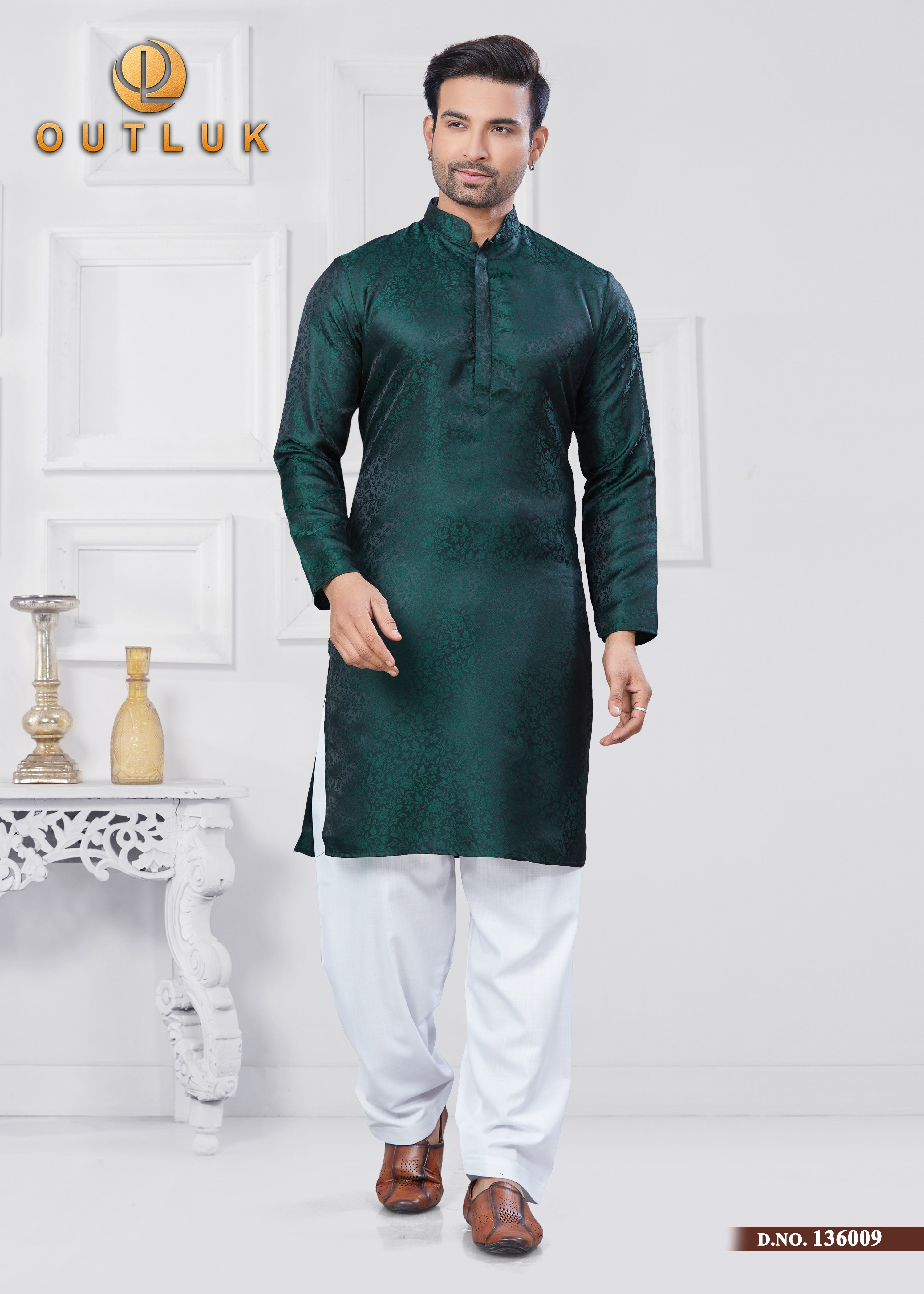 Green Jecquard Silk Mens Kurta Pajama 136009