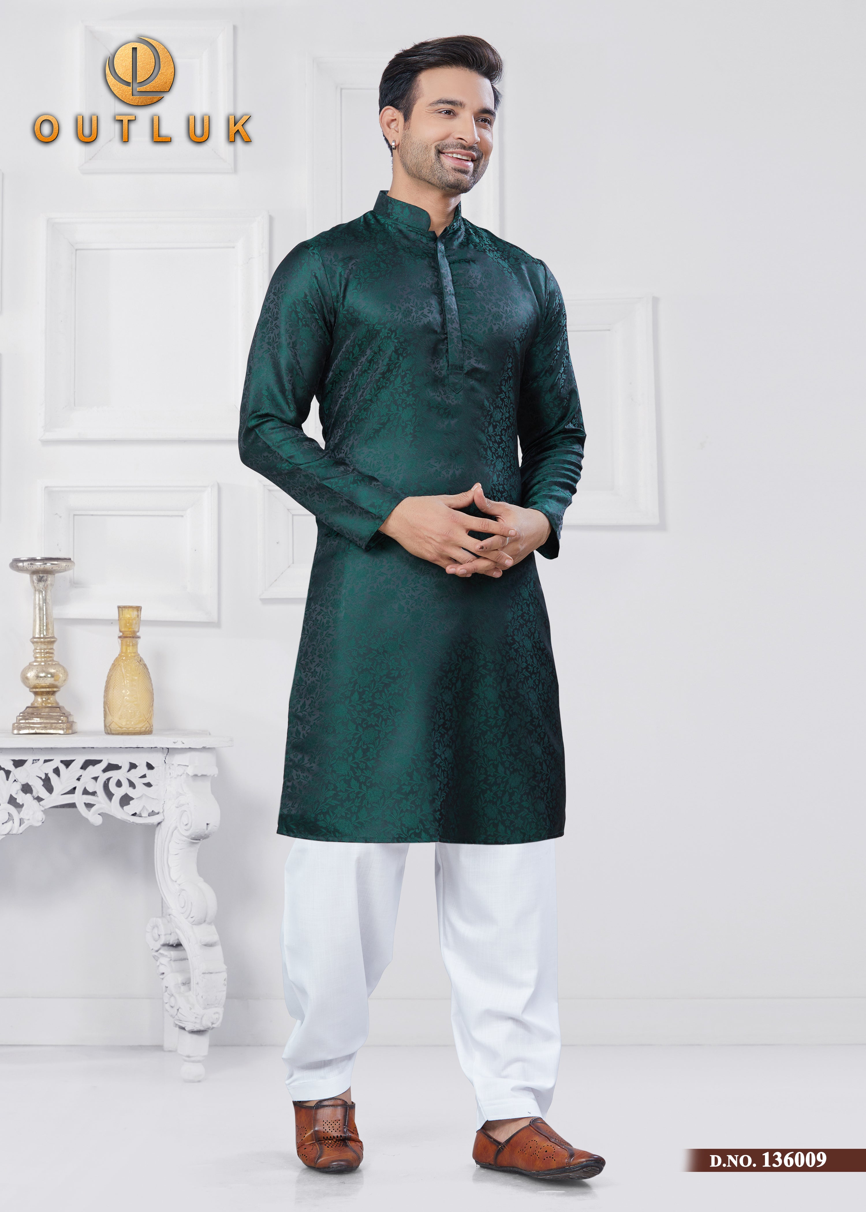 Green Jecquard Silk Mens Kurta Pajama 136009